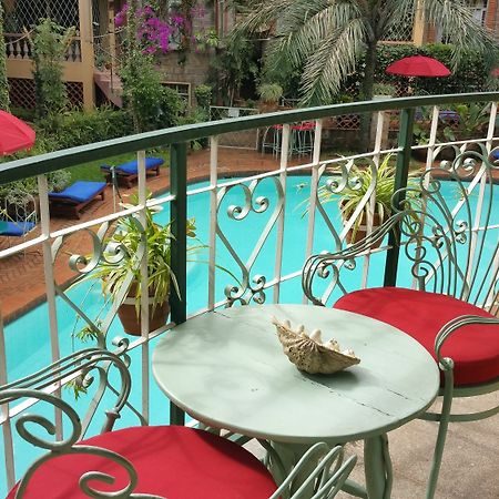 Woodmere Grand Hotel & Serviced Apartments Nairobi Exteriör bild