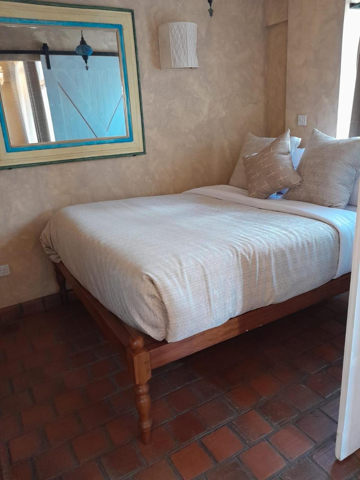 Woodmere Grand Hotel & Serviced Apartments Nairobi Exteriör bild