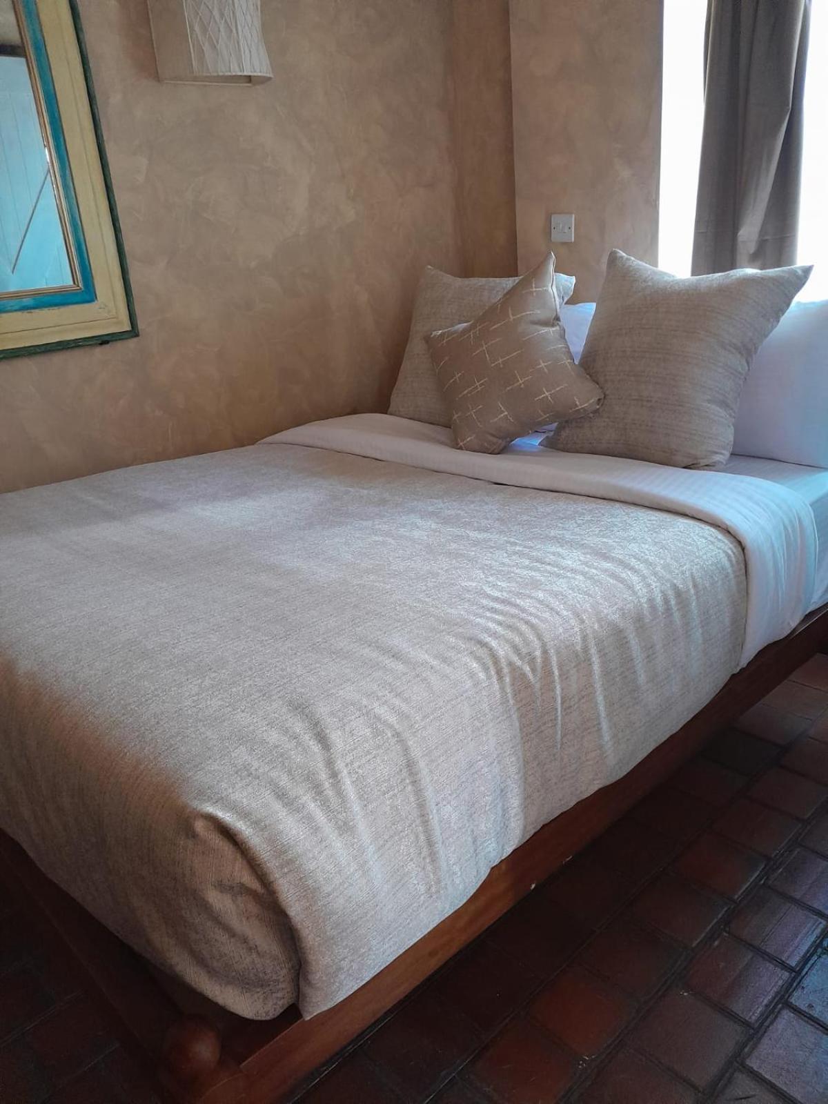 Woodmere Grand Hotel & Serviced Apartments Nairobi Exteriör bild