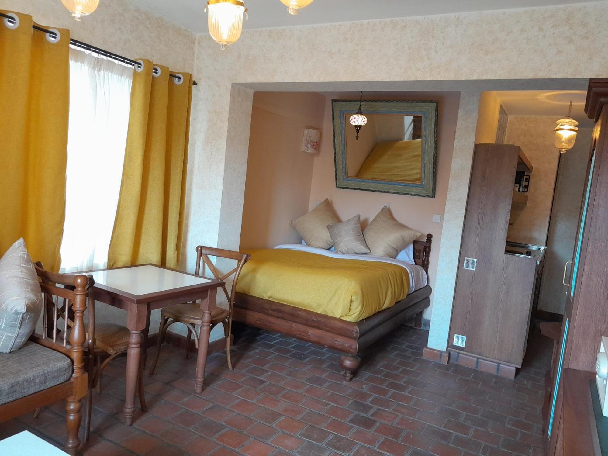 Woodmere Grand Hotel & Serviced Apartments Nairobi Exteriör bild
