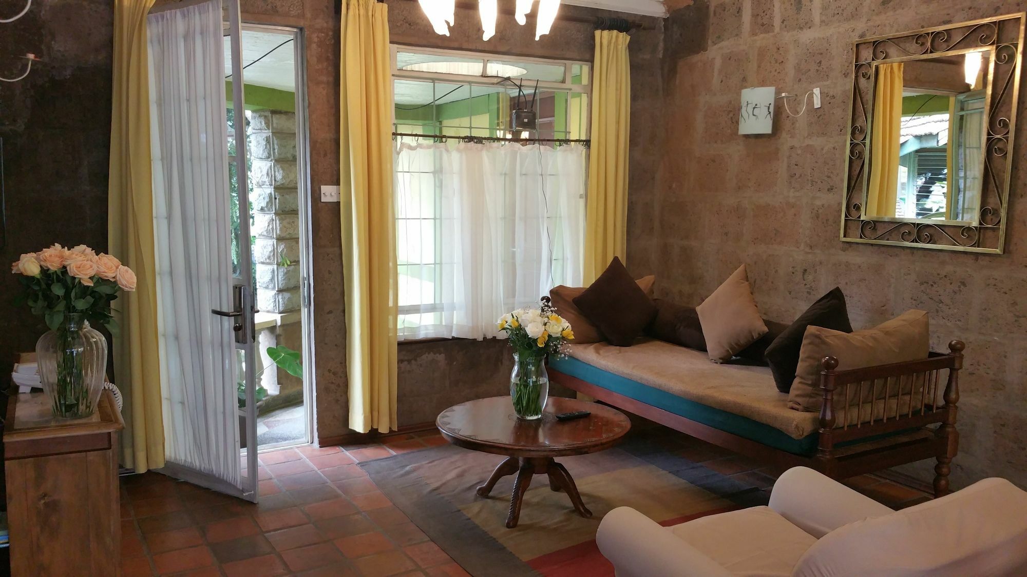 Woodmere Grand Hotel & Serviced Apartments Nairobi Exteriör bild